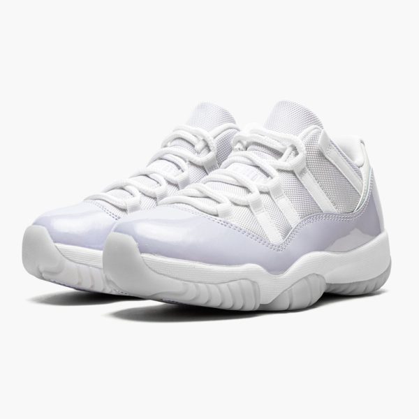 jordan-air-jordan-11-low-wmns-pure-violet_17769609_39477661_2048.jpg jordan-air-jordan-11-low-wmns-pure-violet_17769609_39477661_2048.jpg