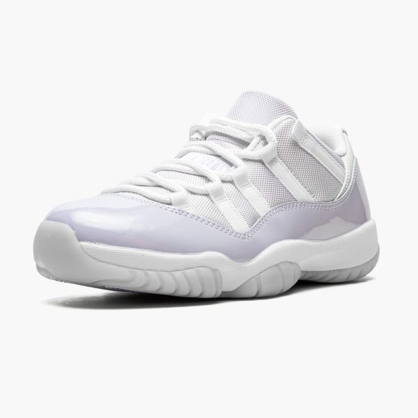 jordan-air-jordan-11-low-wmns-pure-violet_17769609_39478474_2048.jpg jordan-air-jordan-11-low-wmns-pure-violet_17769609_39478474_2048.jpg